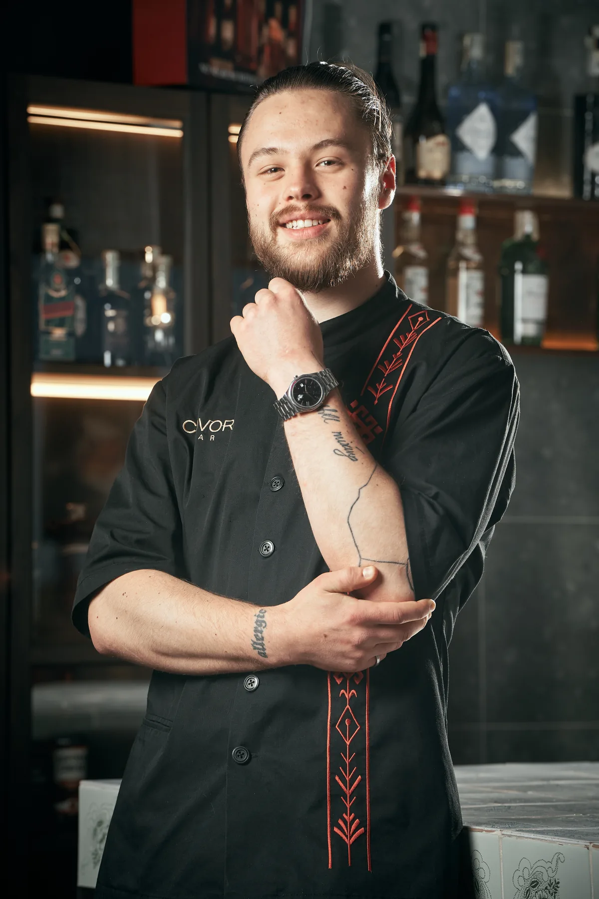 Misha, barman COVOR BAR